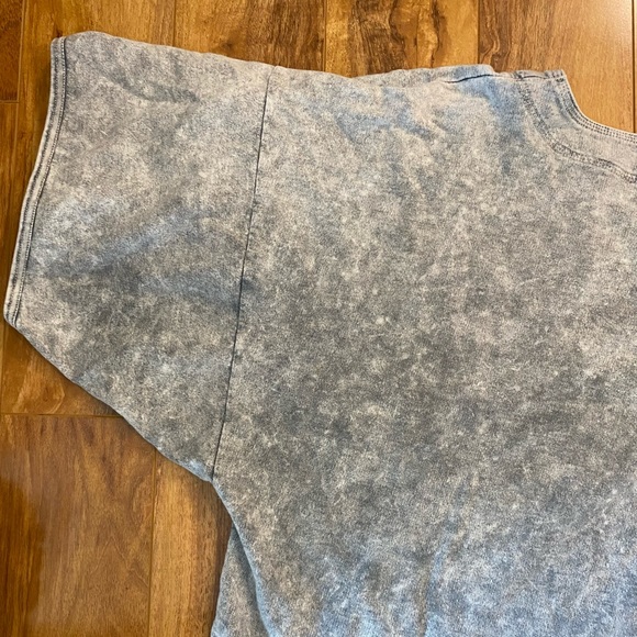 Vintage 24 Hour Workout Fitness Center Shirt - Picture 8 of 16